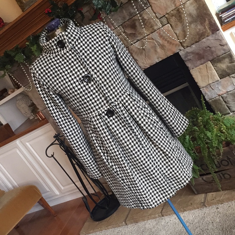 Wool coat by Sarah Jessica Parker